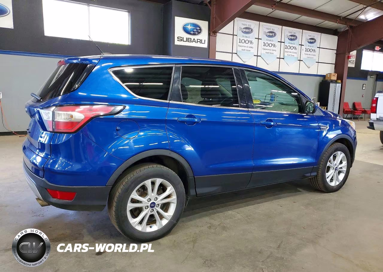 2017 Ford Escape Se VIN:1FMCU9G96HUB73421 - 3