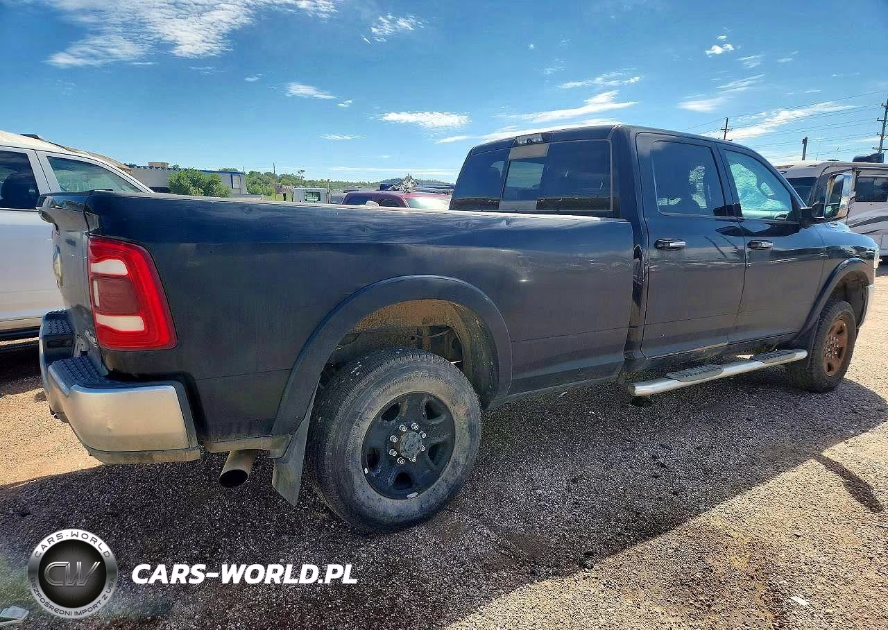 2019 Ram 3500 Laramie VIN:3C63R3JL5KG678889 - 3