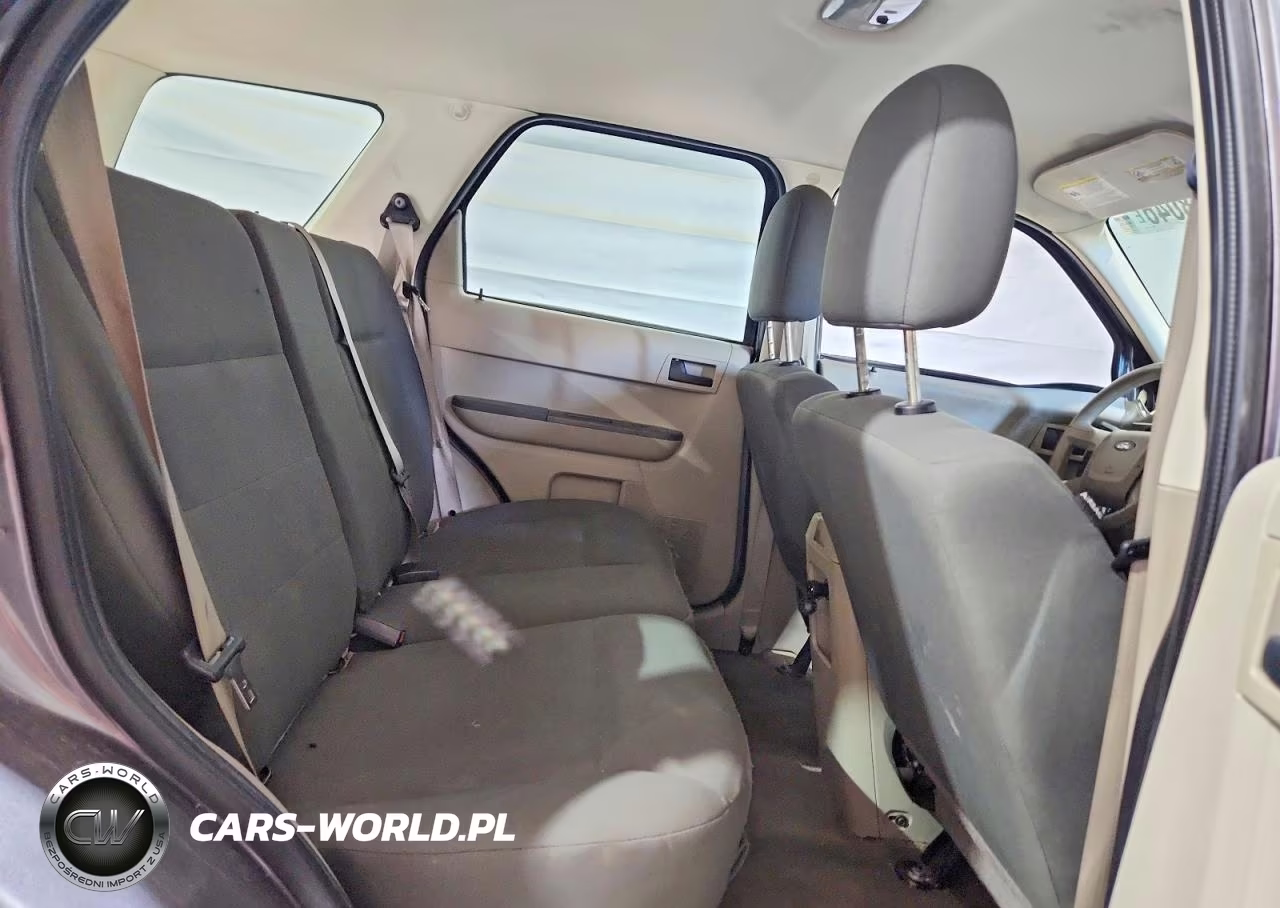 2009 Ford Escape Xls VIN:1FMCU92769KB27400 - 11