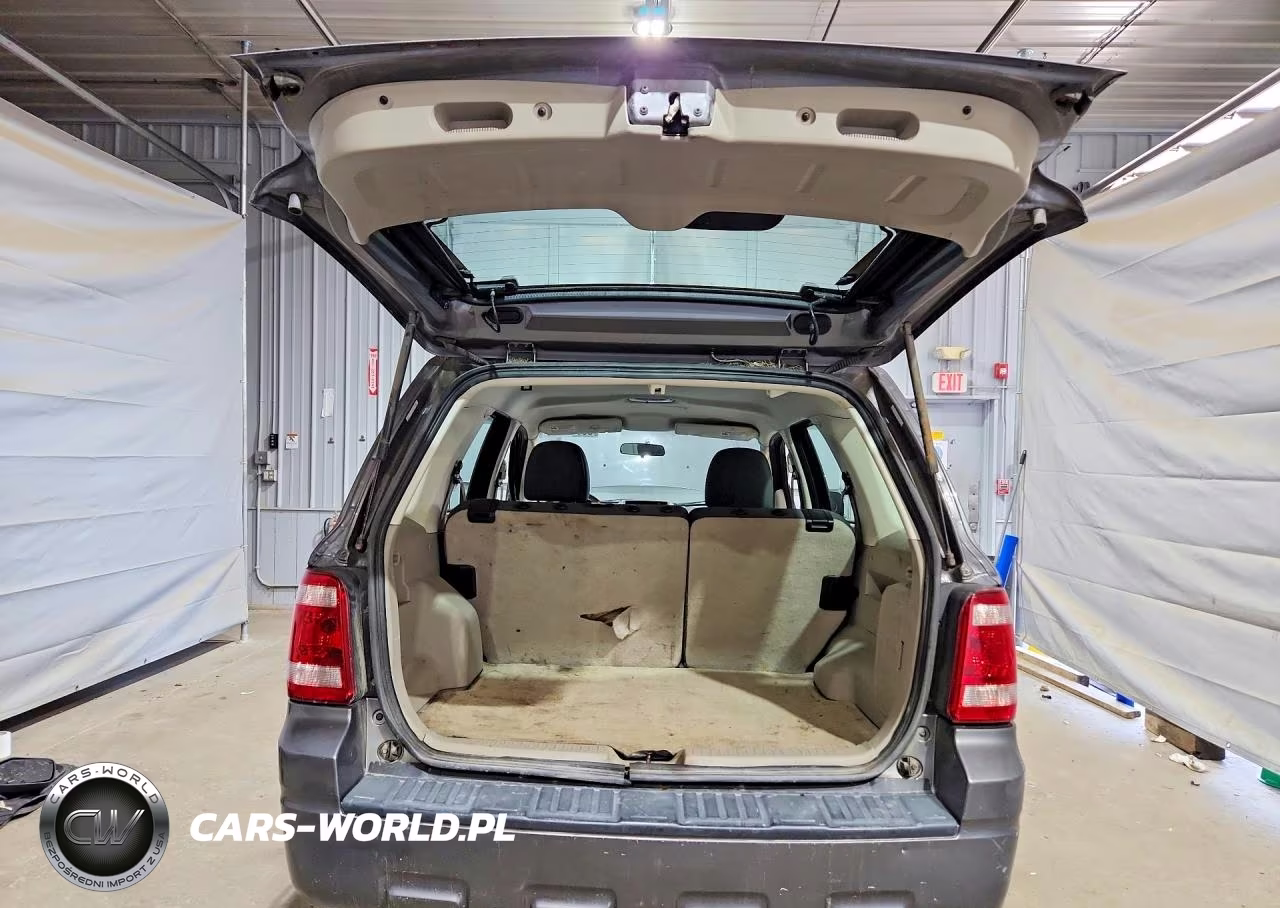 2009 Ford Escape Xls VIN:1FMCU92769KB27400 - 6