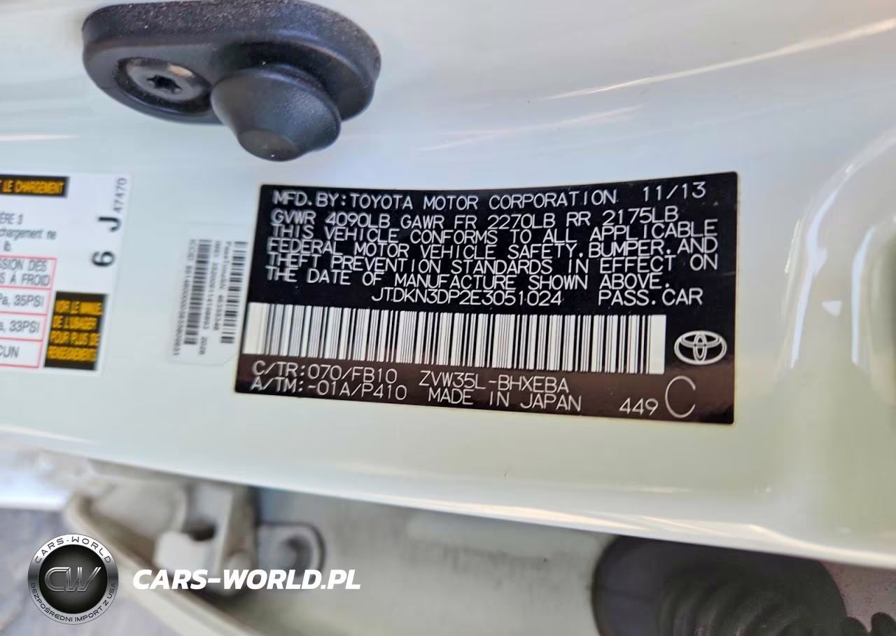 2014 Toyota Prius Plug-In Hybrid Base VIN:JTDKN3DP2E3051024 - 12