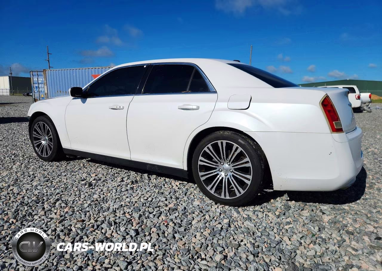 2013 Chrysler 300 300S V6 VIN:2C3CCABG9DH743203 - 2