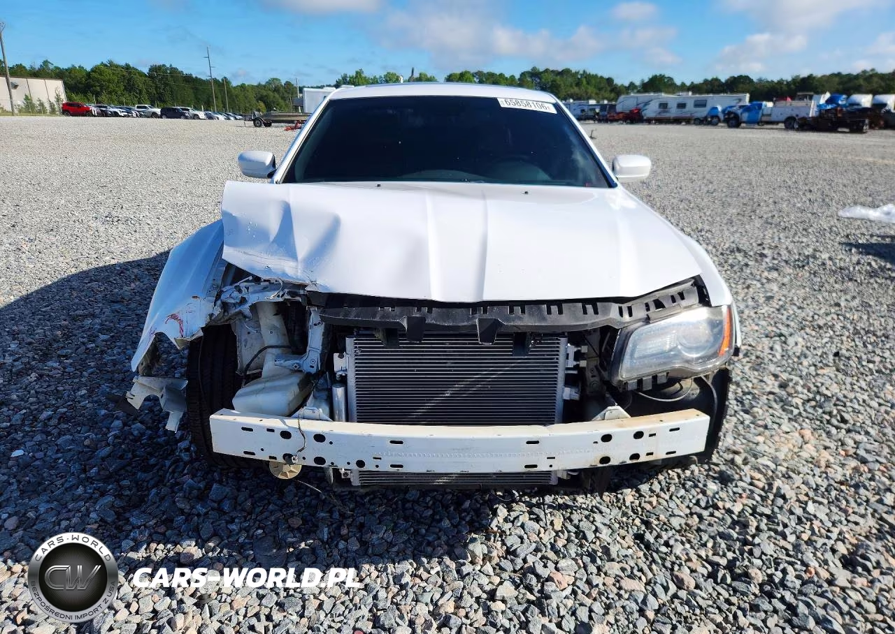 2013 Chrysler 300 300S V6 VIN:2C3CCABG9DH743203 - 5