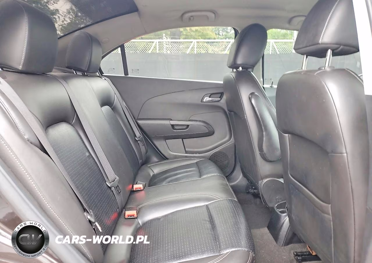 2016 Chevrolet Sonic Ltz VIN:1G1JE5SB4G4134023 - 10