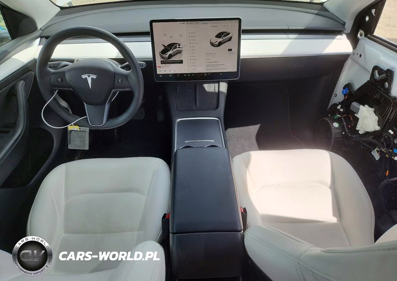 2023 Tesla Model Y VIN:7SAYGDEE0PF839980 - 8