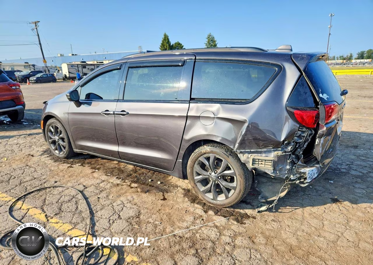 2019 Chrysler Pacifica Limited VIN:2C4RC1GG8KR610292 - 2