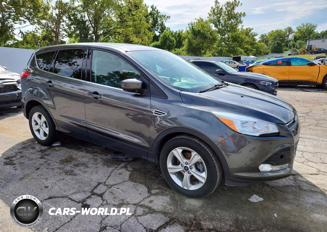 2015 Ford Escape Se VIN:1FMCU0GX0FUB57822 - 4