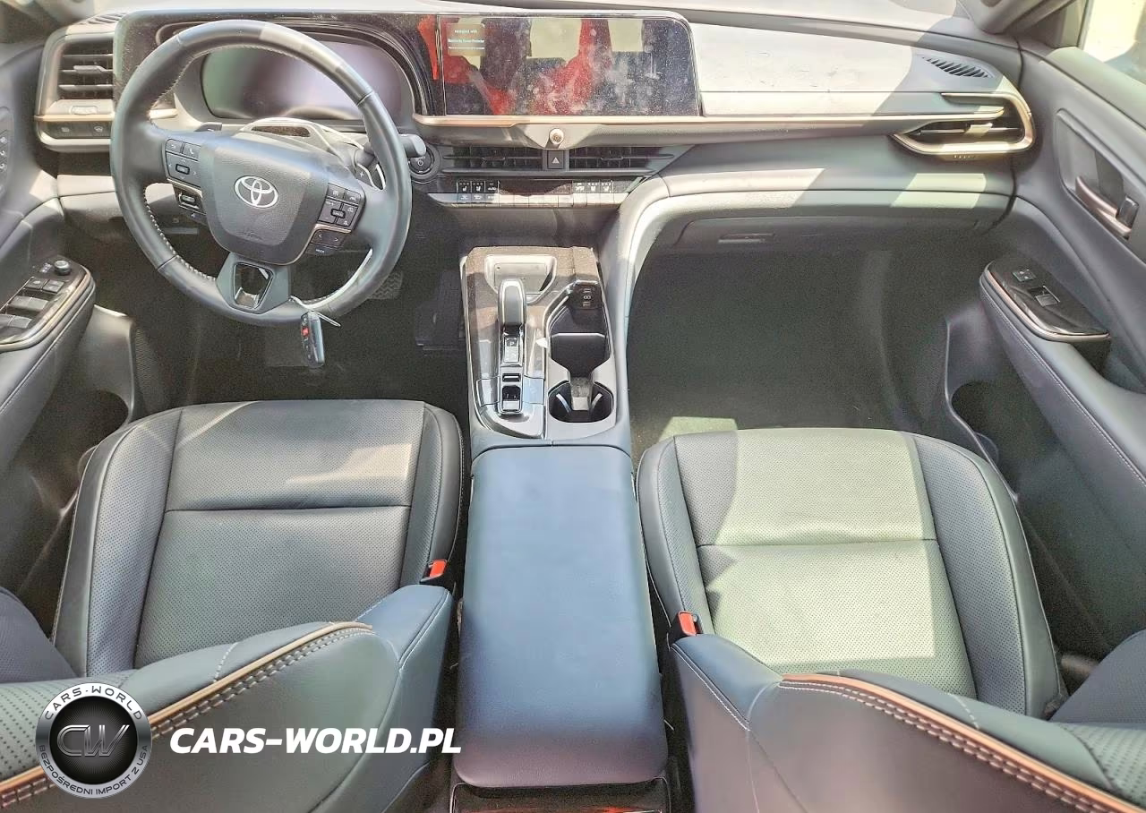 2026 Toyota Crown Platinum VIN:JTDAFAAFXT3014261 - 8