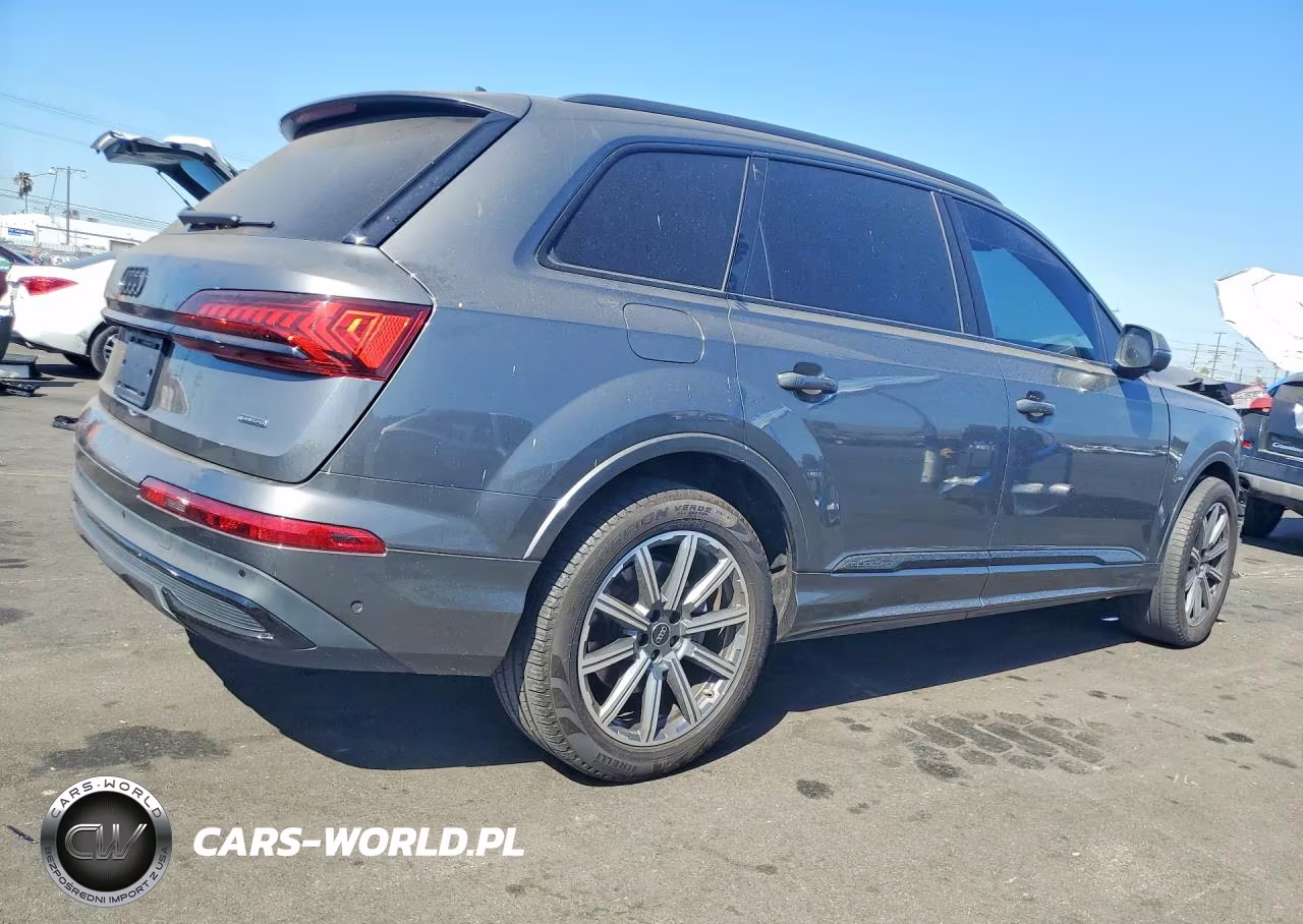 2023 Audi Q7 Premium Plus VIN:WA1LCBF73PD026447 - 3
