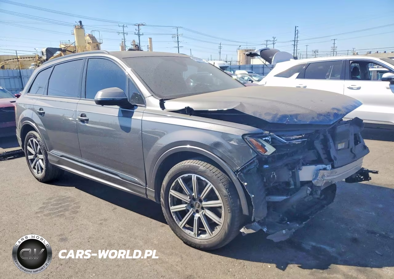 2023 Audi Q7 Premium Plus VIN:WA1LCBF73PD026447 - 4