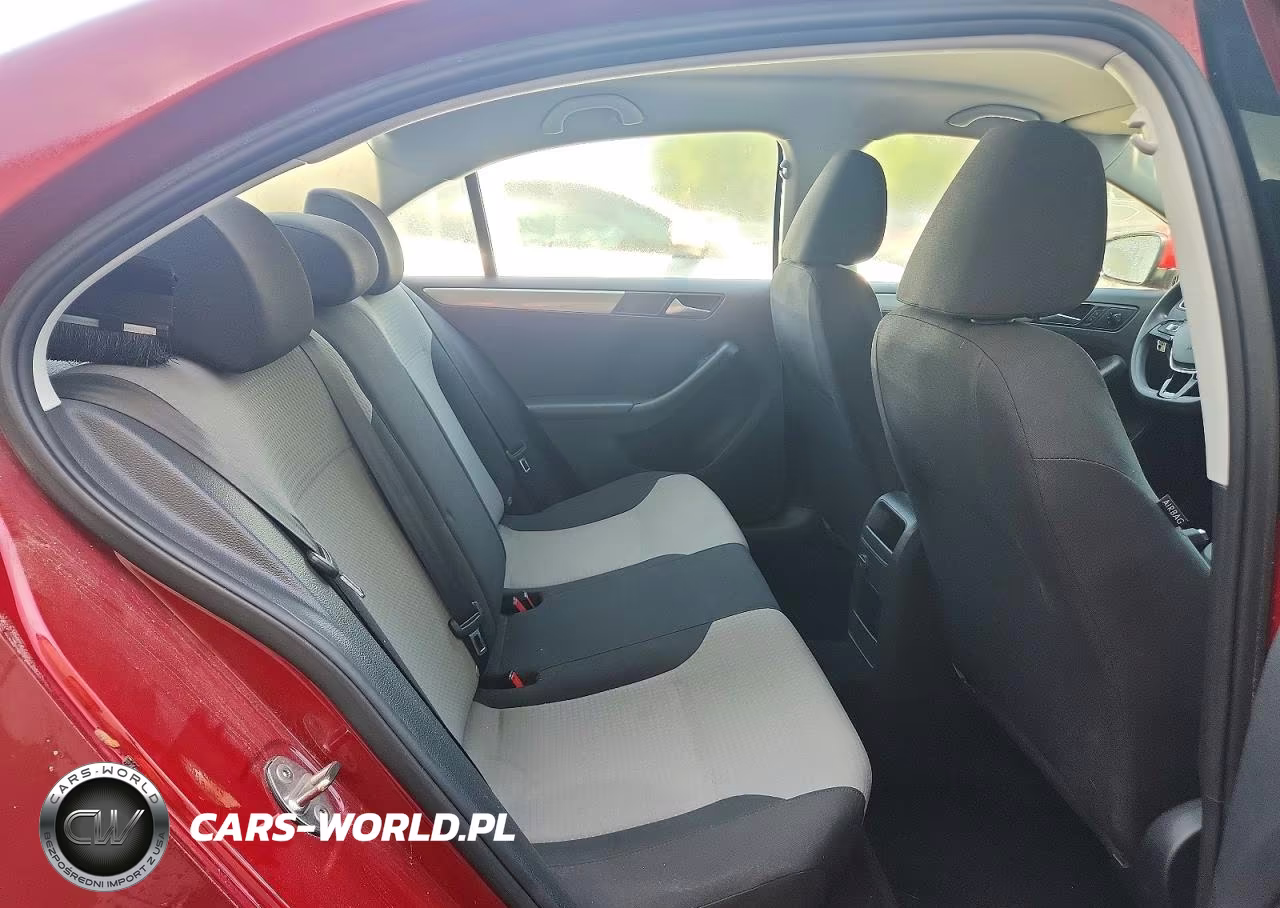 2018 Volkswagen Jetta S VIN:3VW2B7AJ4JM252428 - 10