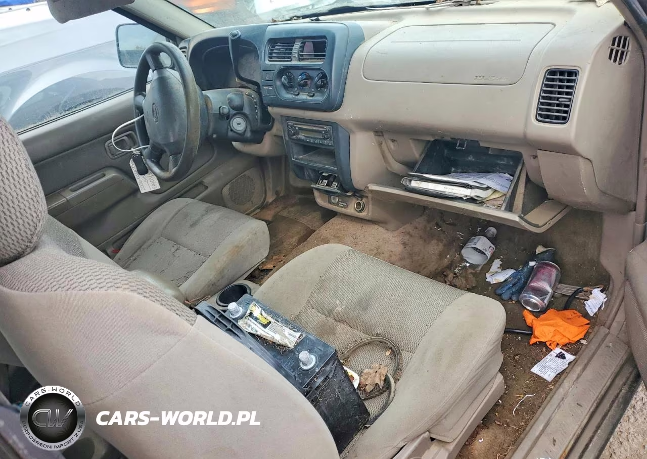 2001 Nissan Frontier Xe VIN:1N6DD26S81C323459 - 8