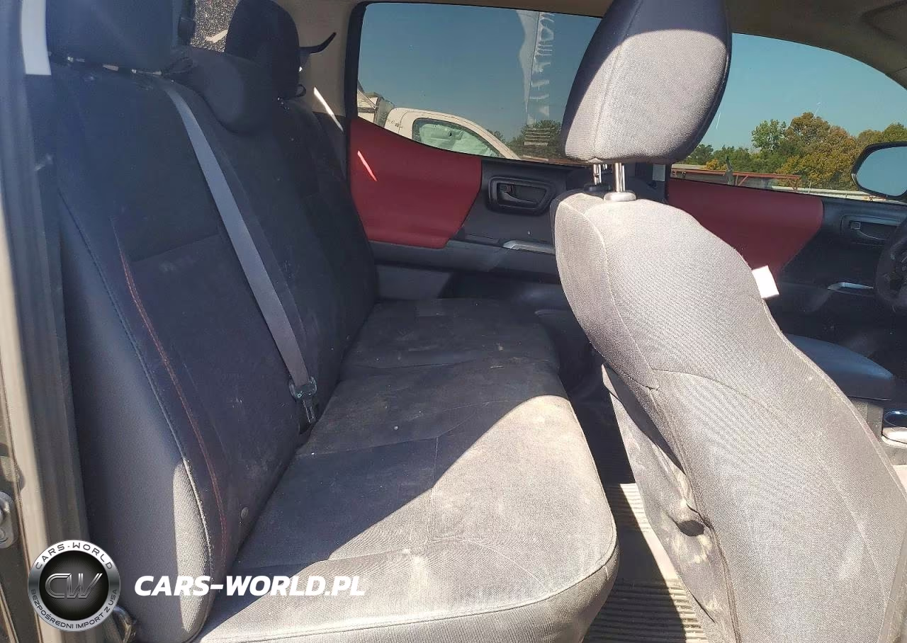 2019 Toyota Tacoma VIN:5TFAX5GN3KX158521 - 10