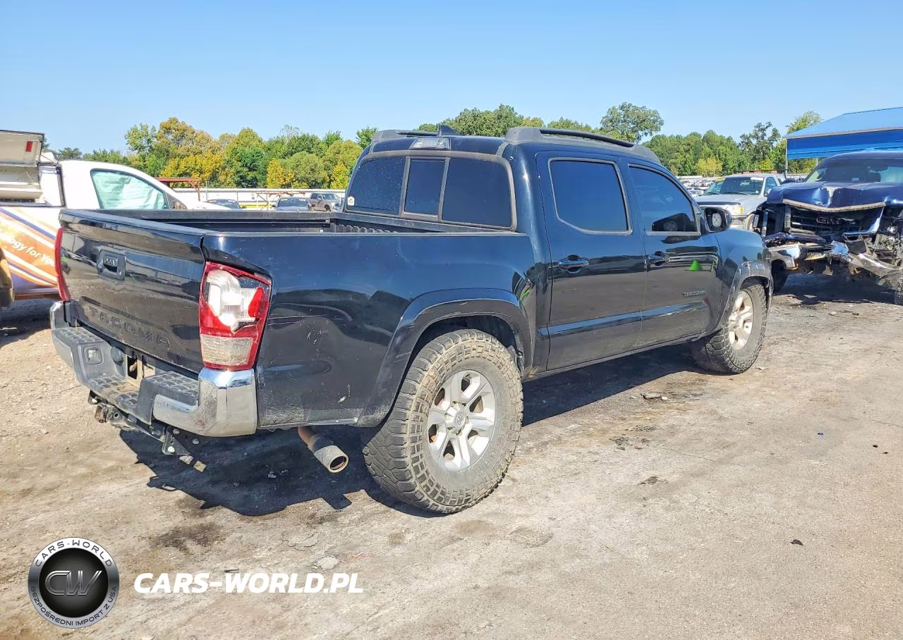 2019 Toyota Tacoma VIN:5TFAX5GN3KX158521 - 3