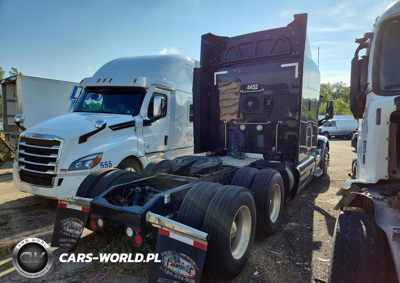 2016 Peterbilt 579 - Semi Truck VIN:1XPBD49X9GD358123 - 3