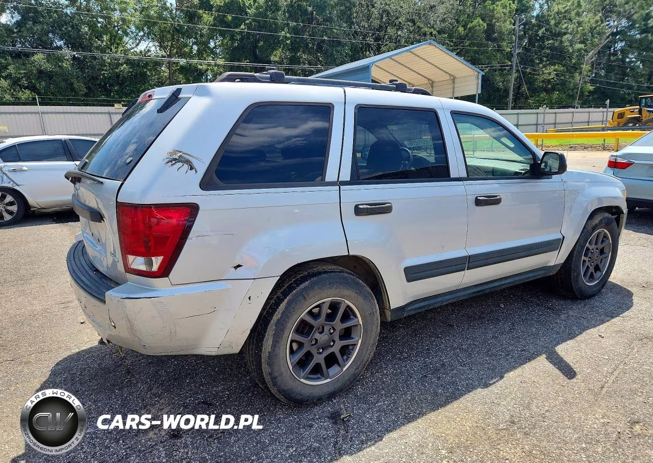 2005 Jeep Grand Cherokee Laredo VIN:1J4GS48K85C524809 - 3