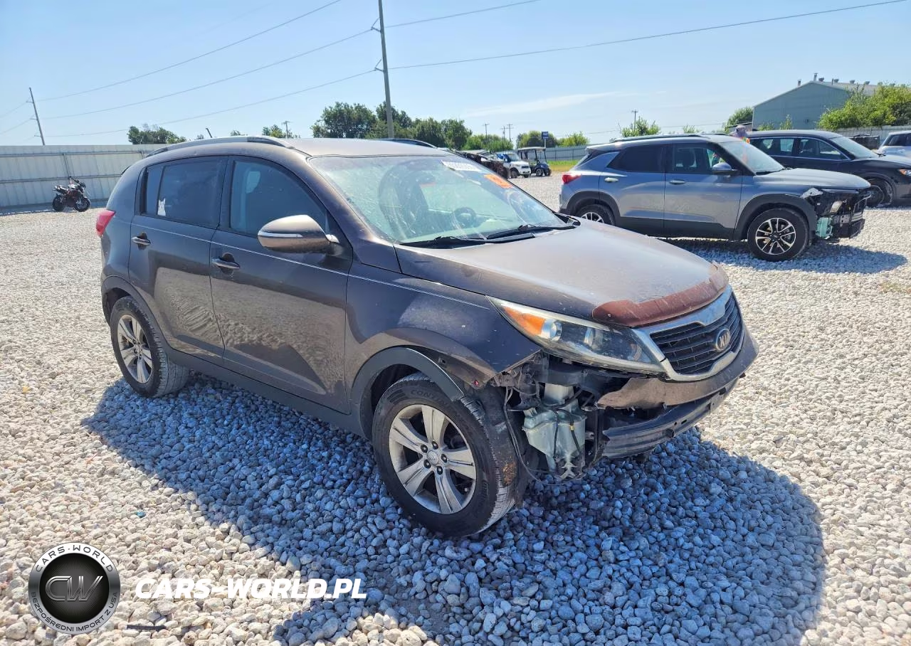2013 Kia Sportage Lx VIN:KNDPB3A29D7477677 - 4