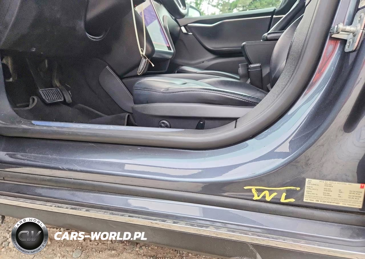 2015 Tesla Model S 85D VIN:5YJSA1H29FFP74601 - 12