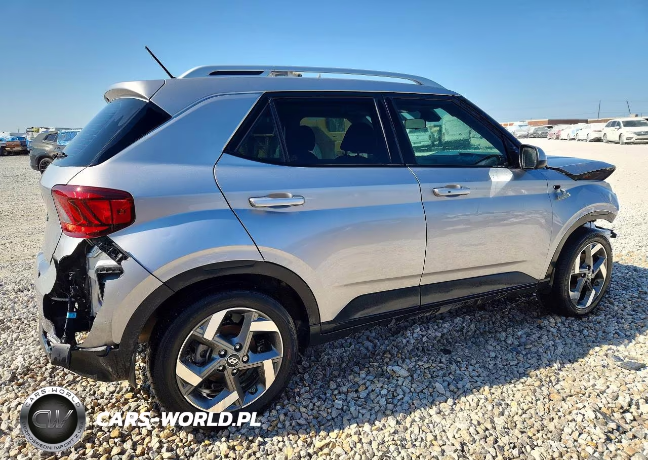 2024 Hyundai Venue Sel VIN:KMHRC8A39RU295686 - 3
