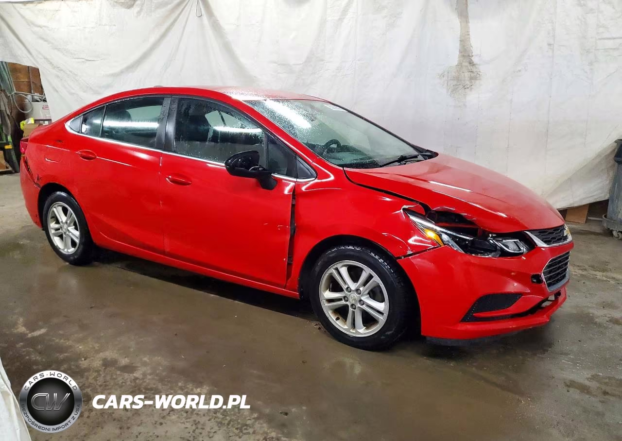 2018 Chevrolet Cruze Lt VIN:1G1BE5SM2J7165637 - 4