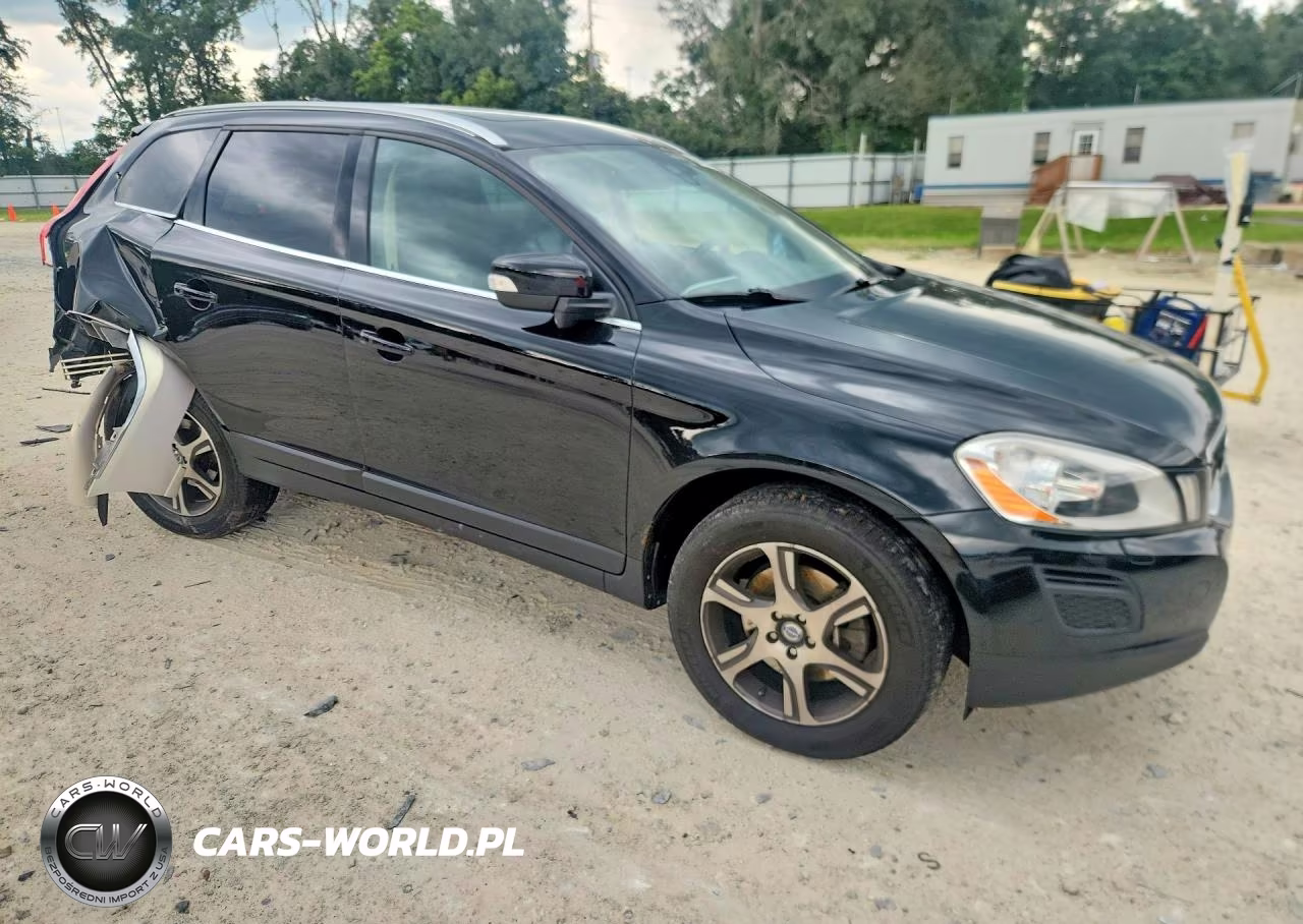 2011 Volvo Xc60 T6 VIN:YV4902DZ2B2202645 - 4