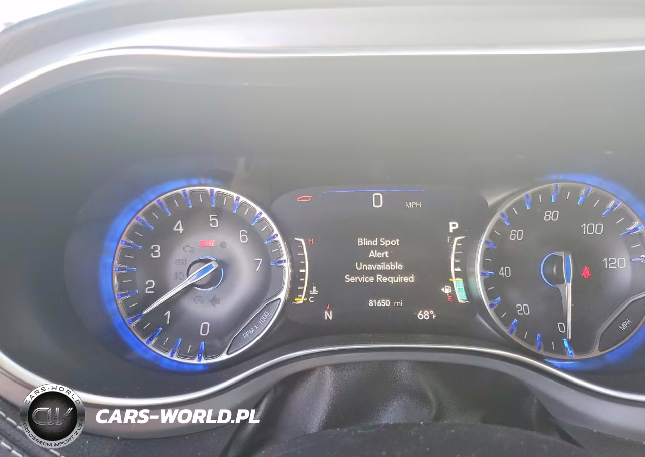 2020 Chrysler Pacifica Limited VIN:2C4RC1GG5LR286607 - 9