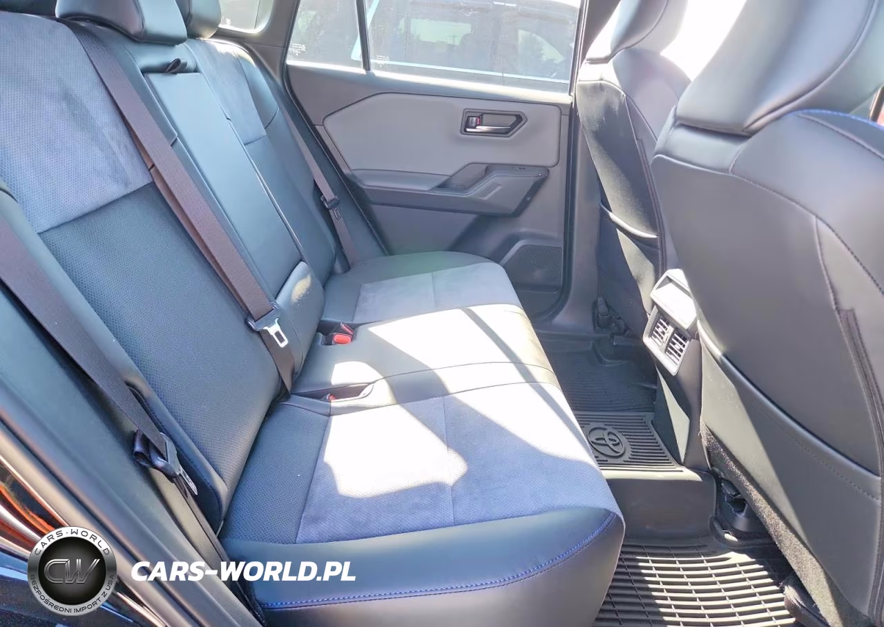 2026 Toyota Rav4 Plug-In Hybrid Xse VIN:JTM7ERAV8TJ001734 - 11