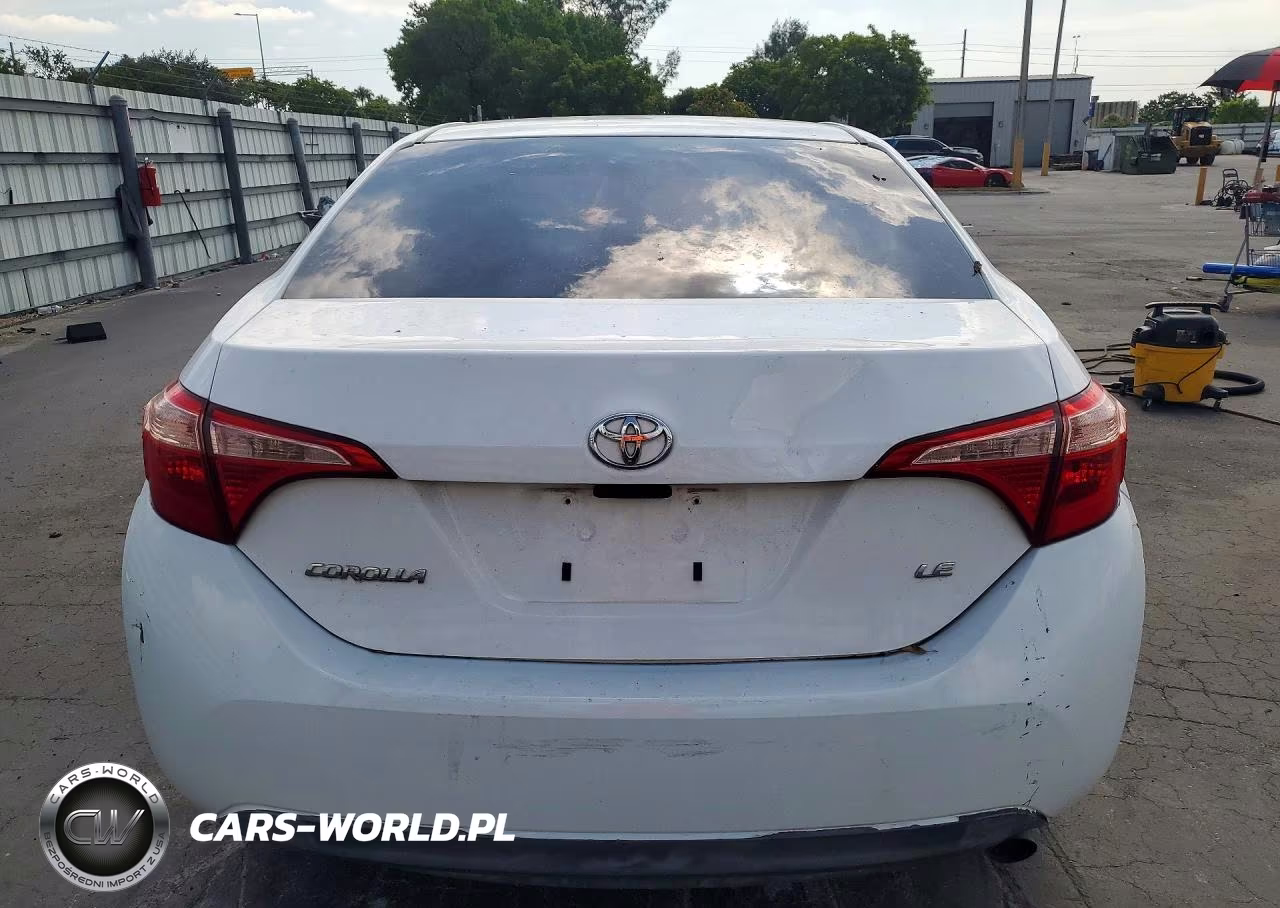2019 Toyota Corolla Le VIN:2T1BURHE9KC189483 - 6