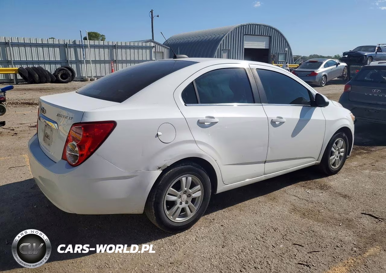 2016 Chevrolet Sonic Lt VIN:1G1JC5SH3G4174412 - 3