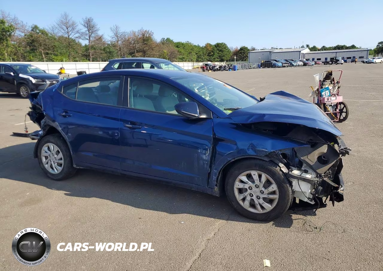 2018 Hyundai Elantra Se VIN:5NPD74LF4JH390240 - 4