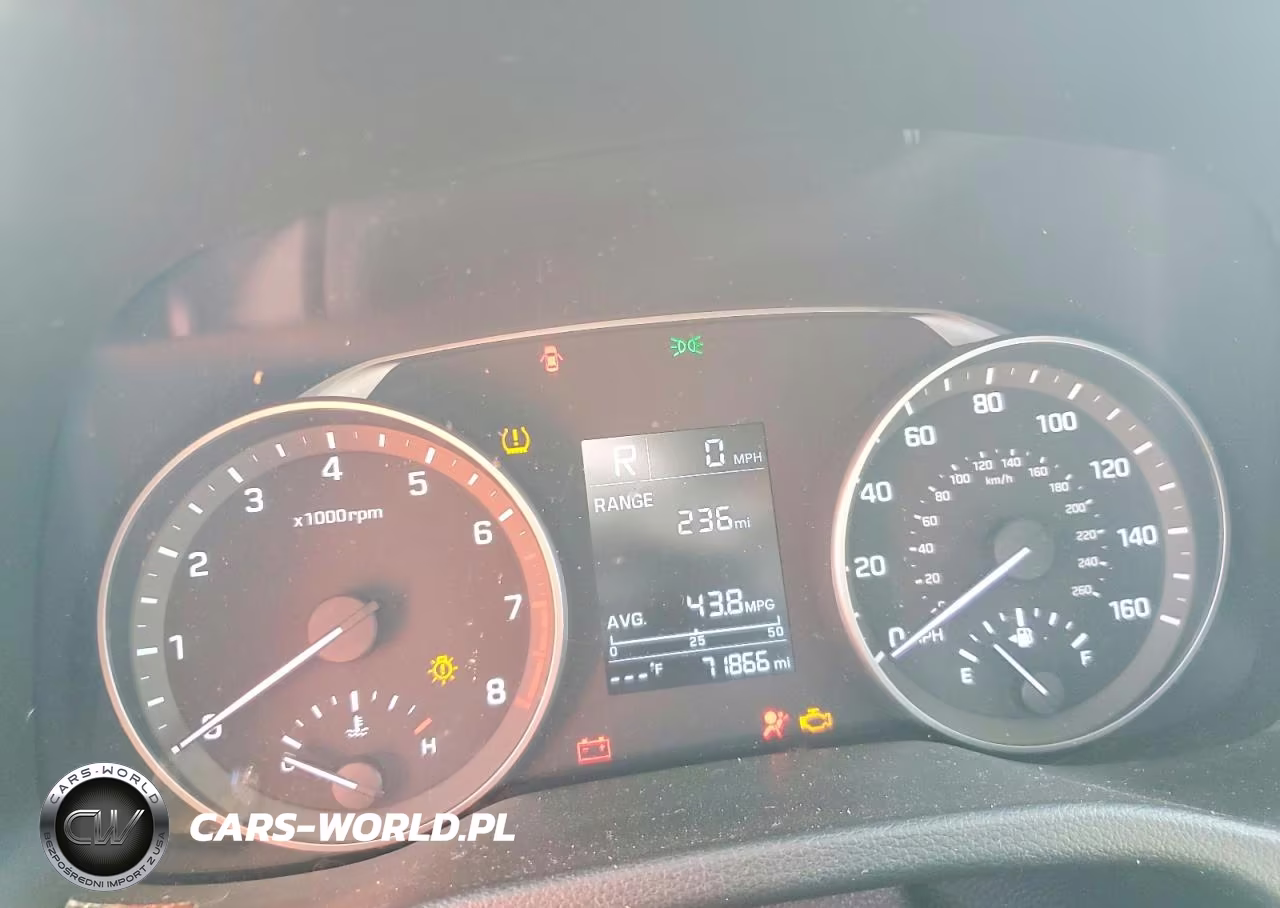 2018 Hyundai Elantra Se VIN:5NPD74LF4JH390240 - 9