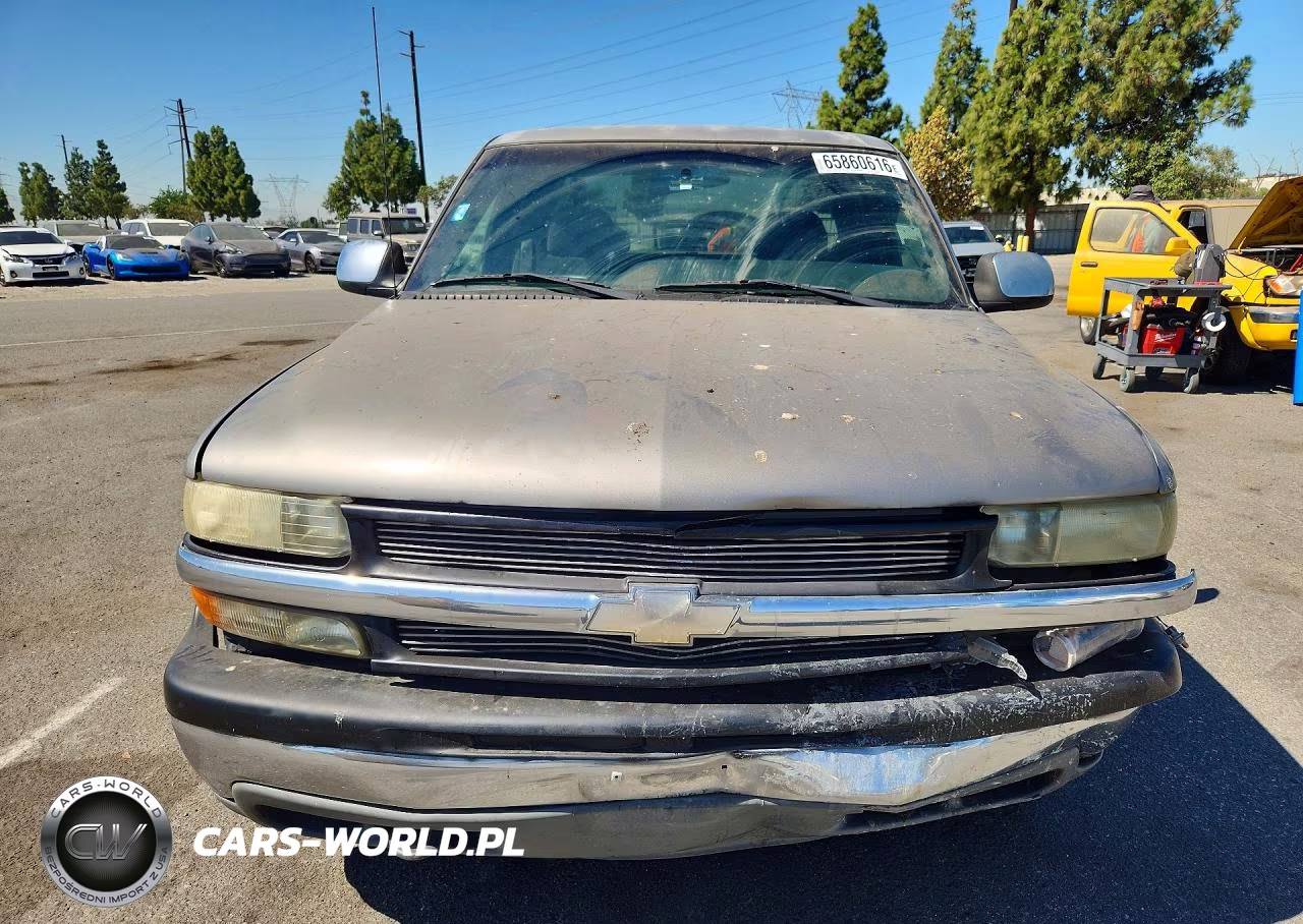 2001 Chevrolet Silverado C1500 VIN:2GCEC19V911266978 - 5