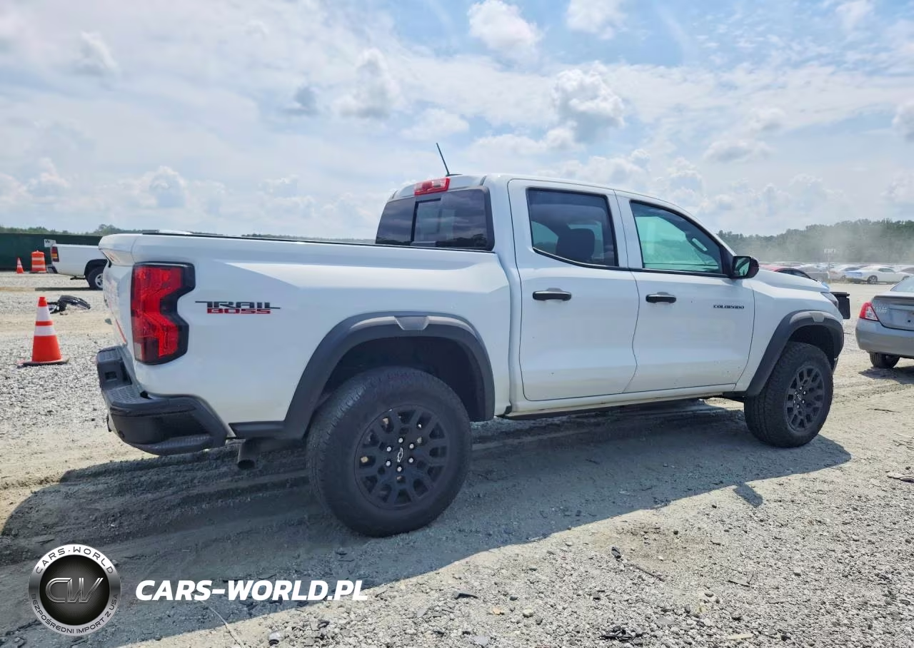 2026 Chevrolet Colorado Trail Boss VIN:1GCPTEEK1T1143048 - 3