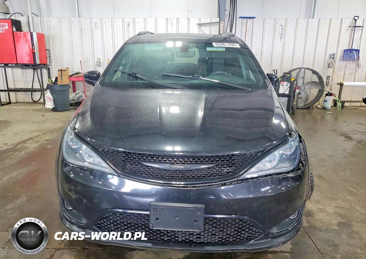 2019 Chrysler Pacifica Limited VIN:2C4RC1GG7KR714000 - 5