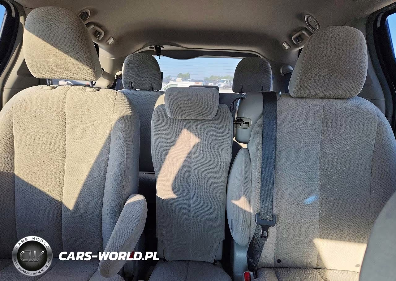 2012 Toyota Sienna Le 8-Passenger VIN:5TDKA3DC0CS013991 - 10