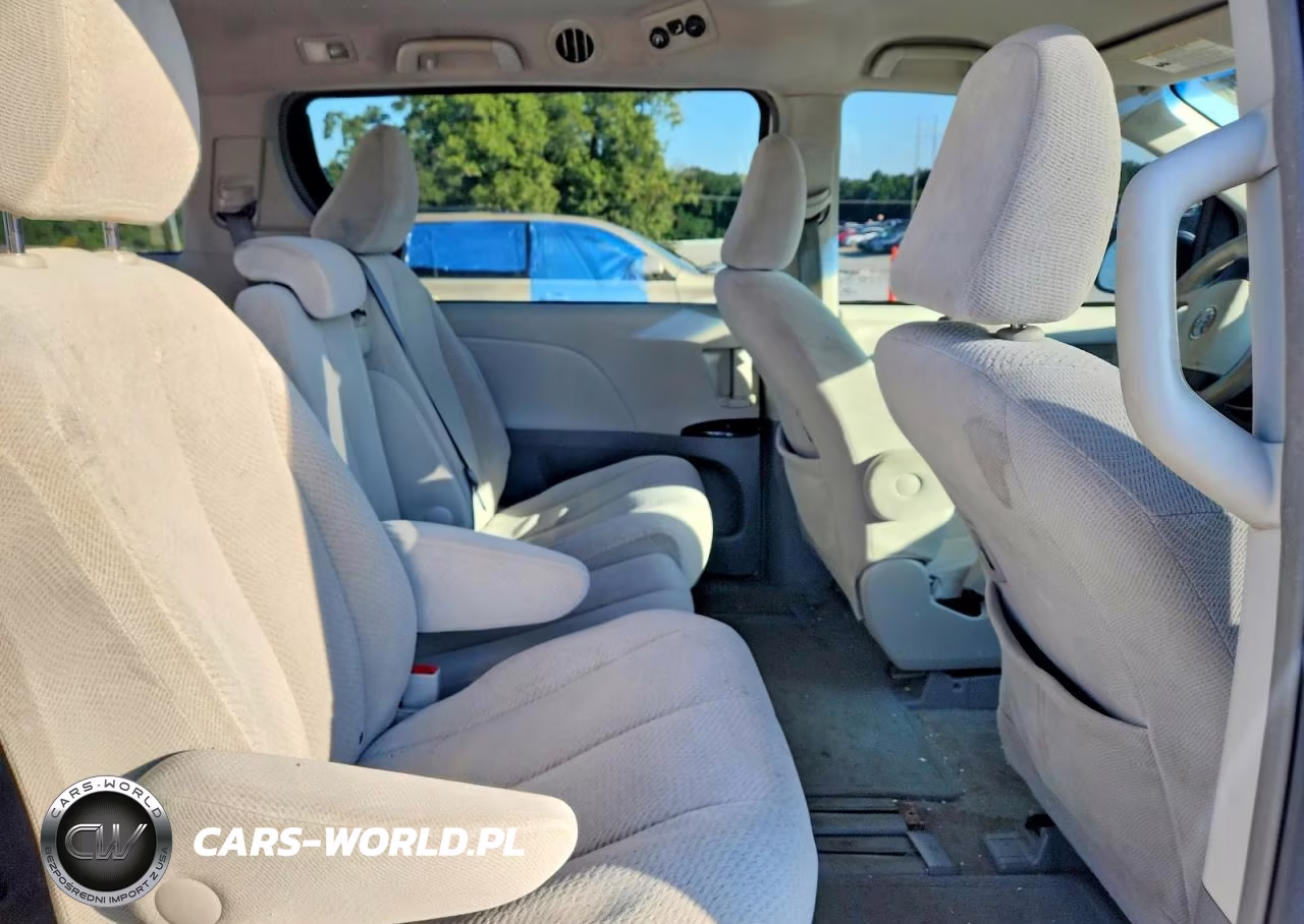 2012 Toyota Sienna Le 8-Passenger VIN:5TDKA3DC0CS013991 - 11