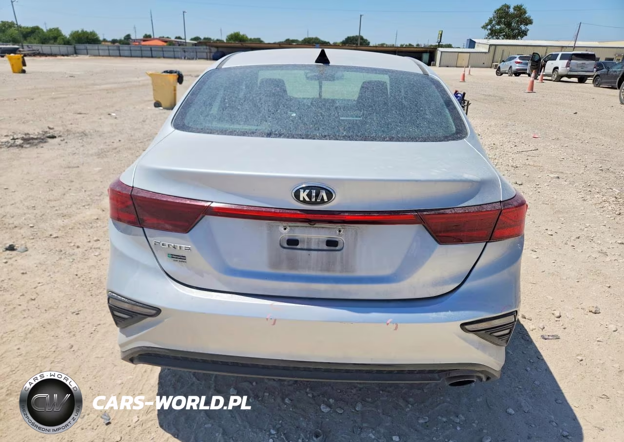 2020 Kia Forte Lxs VIN:3KPF24AD3LE171348 - 6