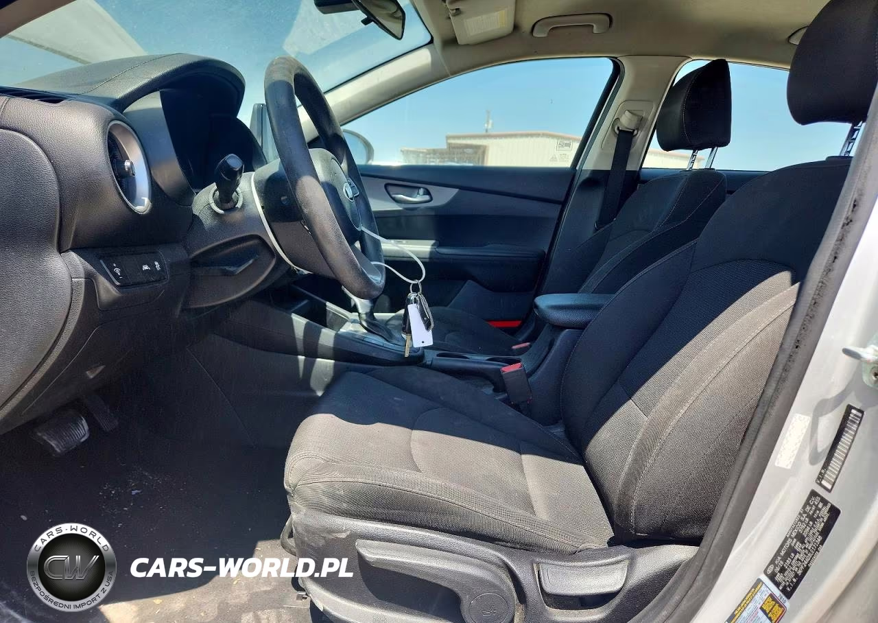 2020 Kia Forte Lxs VIN:3KPF24AD3LE171348 - 7