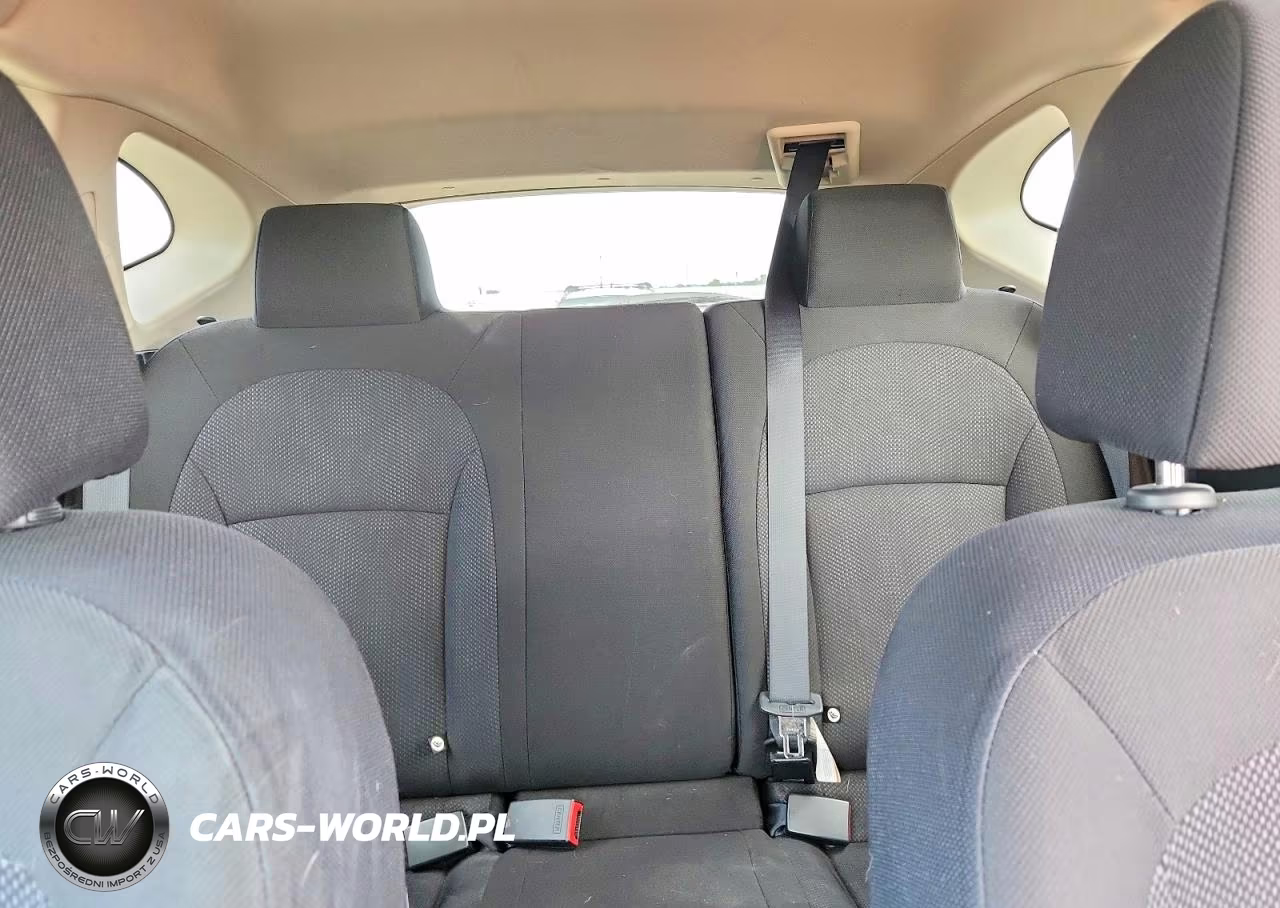 2015 Nissan Rogue Select S VIN:JN8AS5MT1FW650515 - 10
