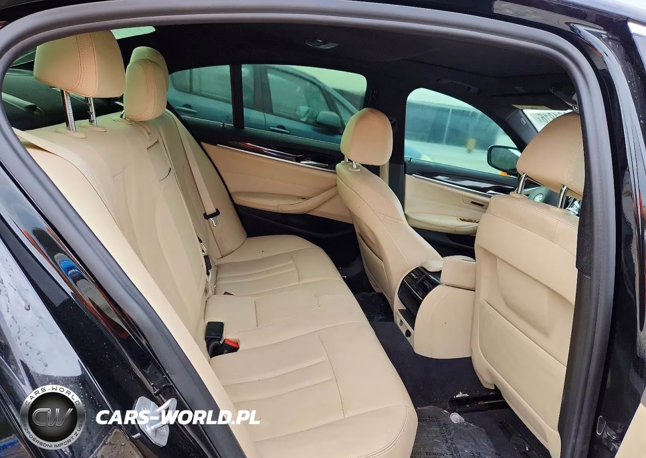 2018 BMW 530E VIN:WBAJA9C57JB033206 - 10