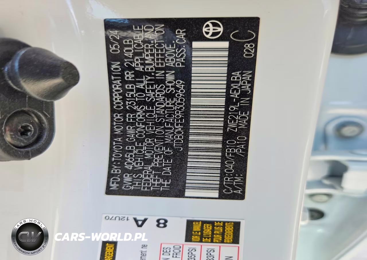 2024 Toyota Corolla Hybrid Le VIN:JTDBCMFE9R3059649 - 12