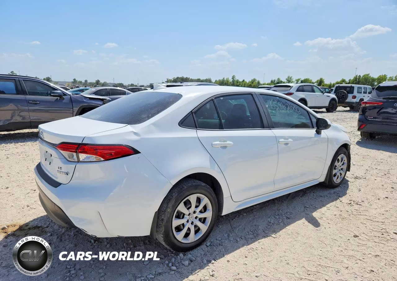 2024 Toyota Corolla Hybrid Le VIN:JTDBCMFE9R3059649 - 3