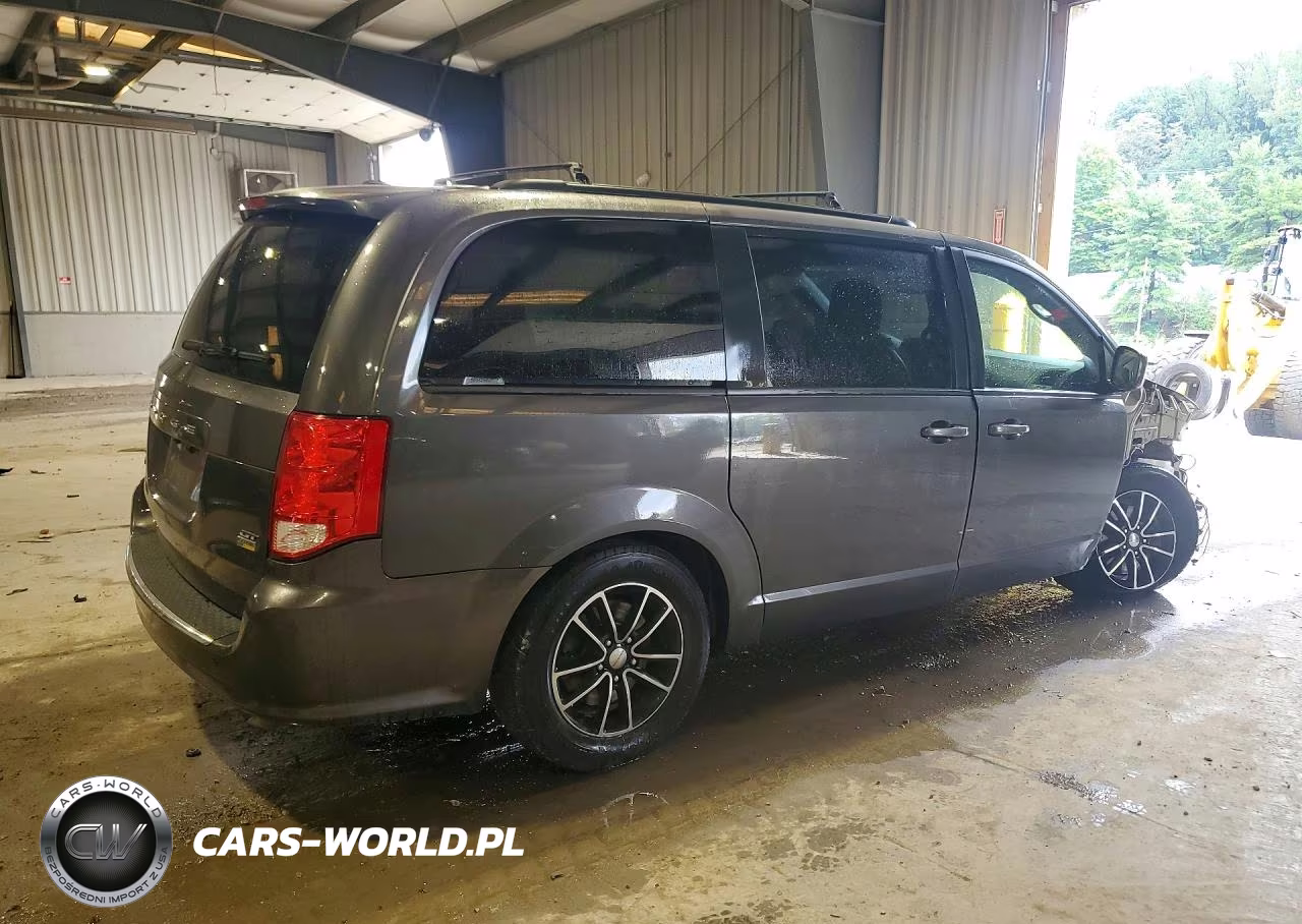 2019 Dodge Grand Caravan Gt VIN:2C4RDGEG0KR579753 - 3