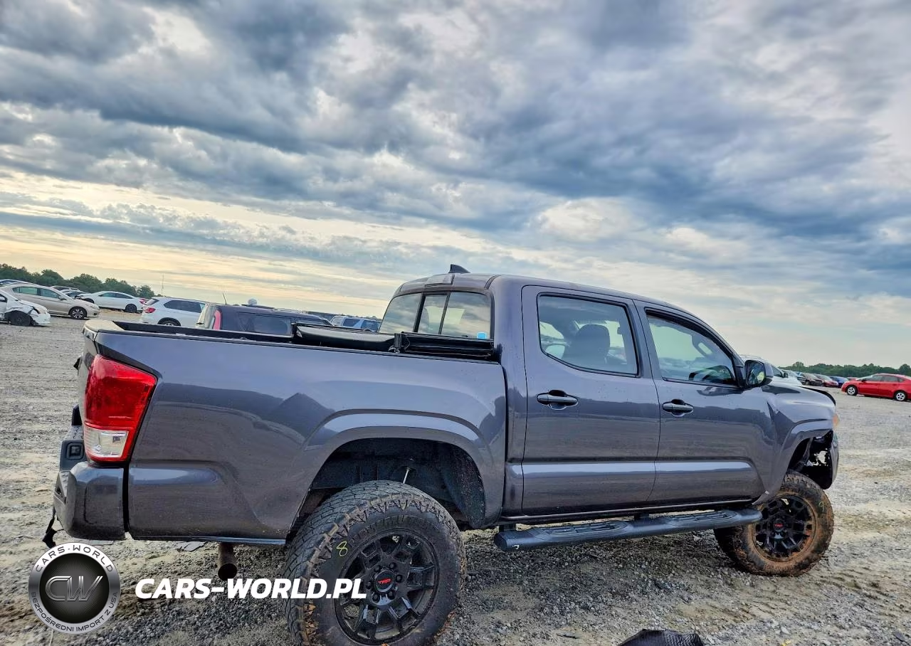 2017 Toyota Tacoma Sr VIN:5TFAX5GN0HX084922 - 3