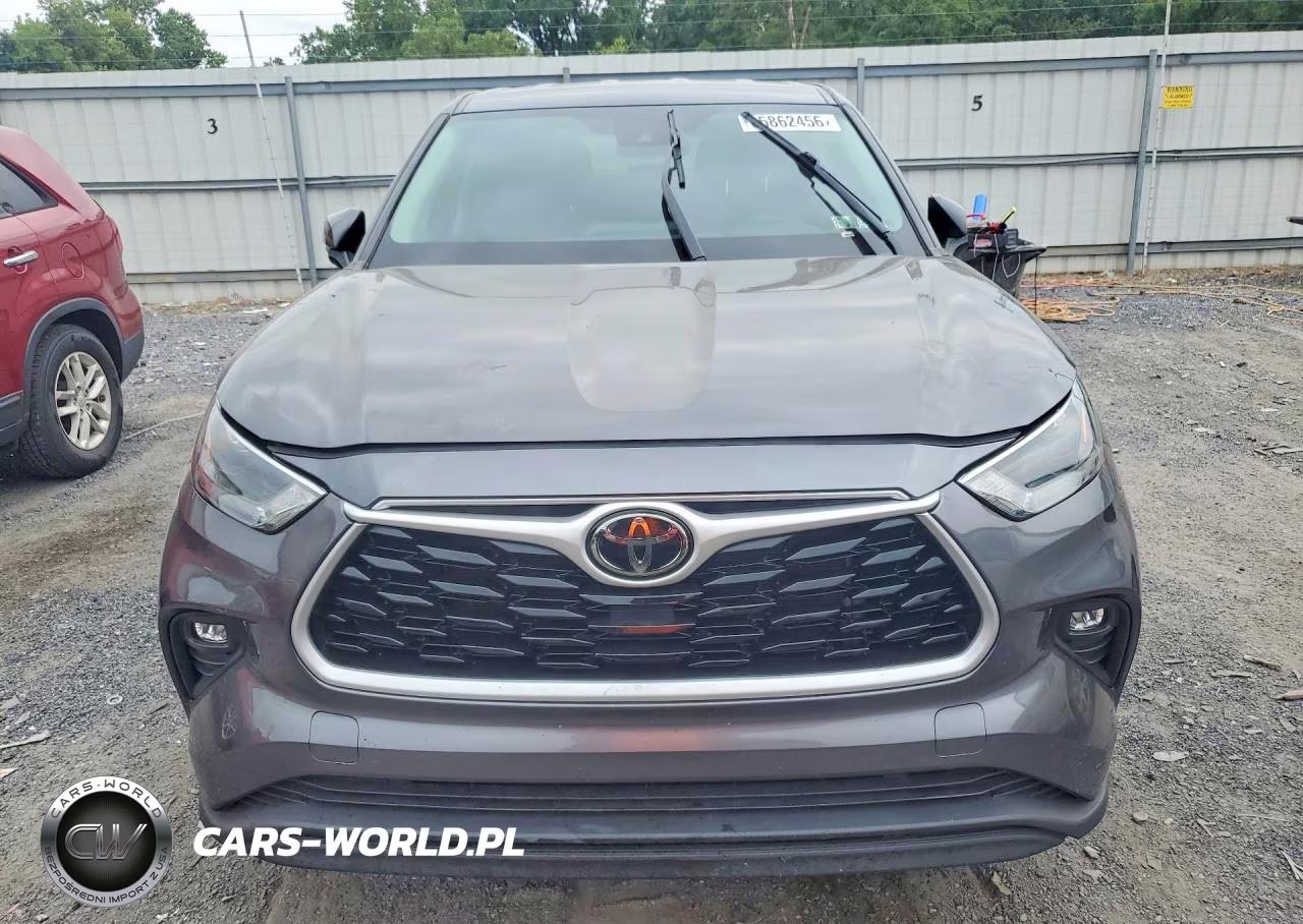 2022 Toyota Highlander Le VIN:5TDBZRBH8NS254548 - 5