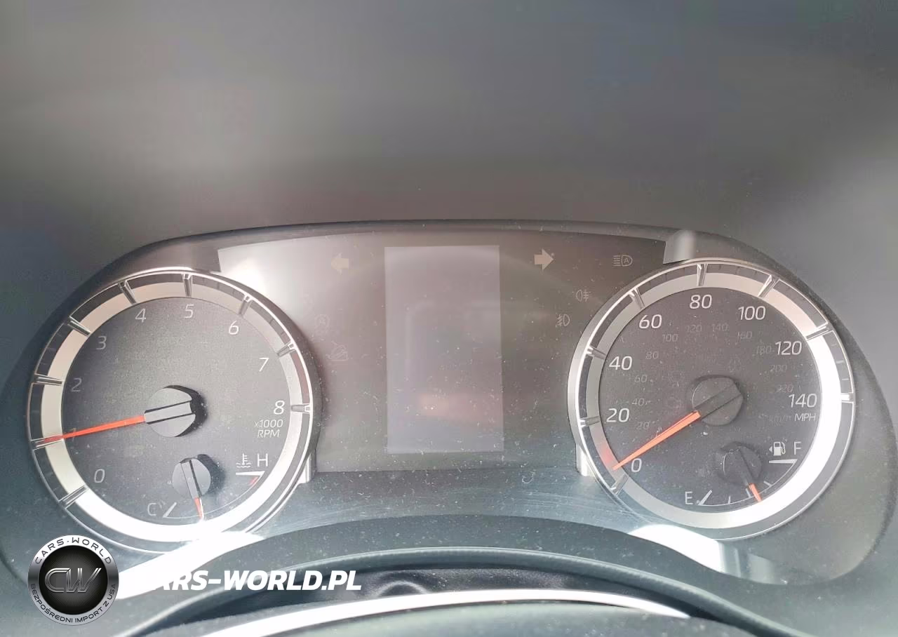 2022 Toyota Highlander Le VIN:5TDBZRBH8NS254548 - 9