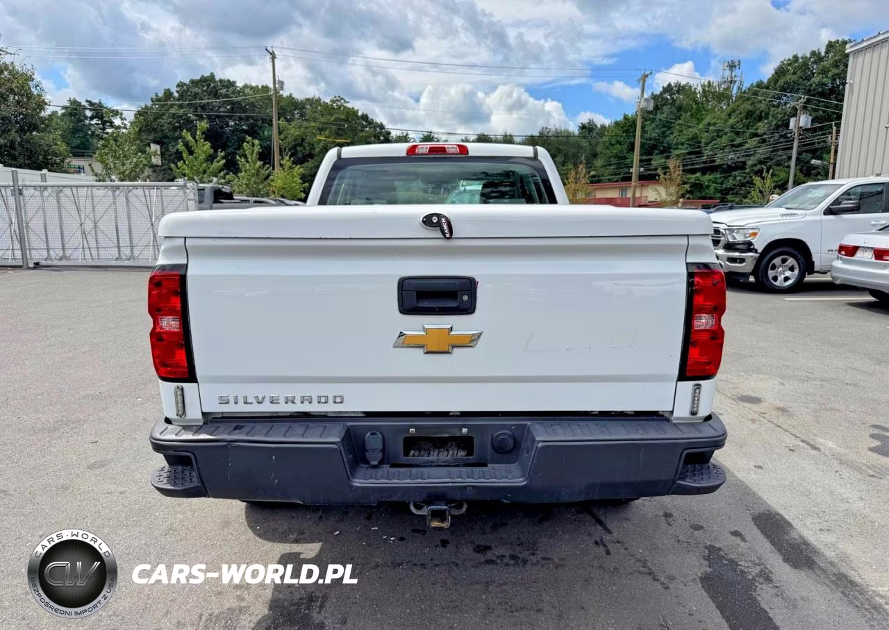 2018 Chevrolet Silverado K1500 VIN:1GCVKNEH4JZ255873 - 5