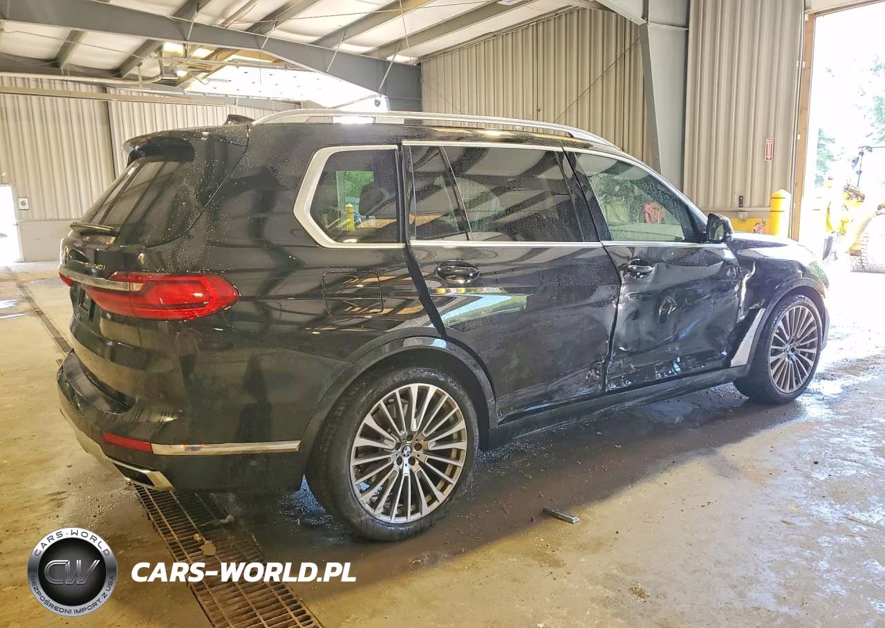 2022 BMW X7 xDrive40I VIN:5UXCW2C07N9J70957 - 3