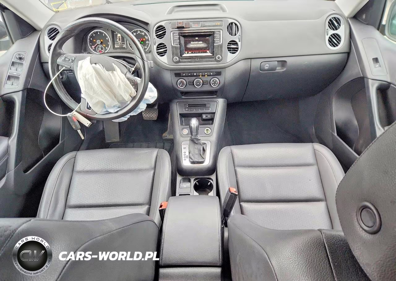 2016 Volkswagen Tiguan S VIN:WVGBV7AX8GW001642 - 8