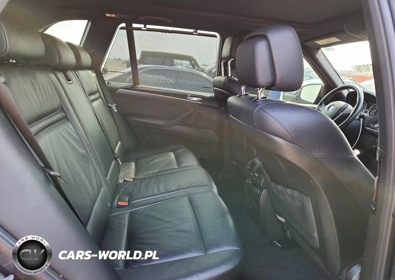 2011 BMW X5 xDrive35I VIN:5UXZV4C51BL415058 - 10